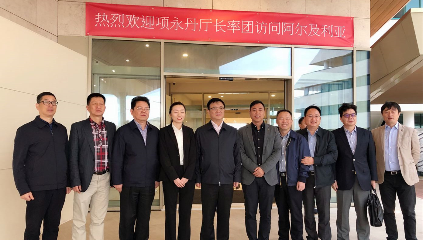 項永丹視察浙江城建海外項目時指出， 浙江城建是“走出去”發展的成功典范
